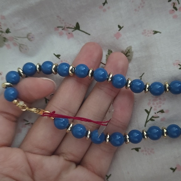 Faux Pearl Beaded Necklaces - Picture 5 of 9